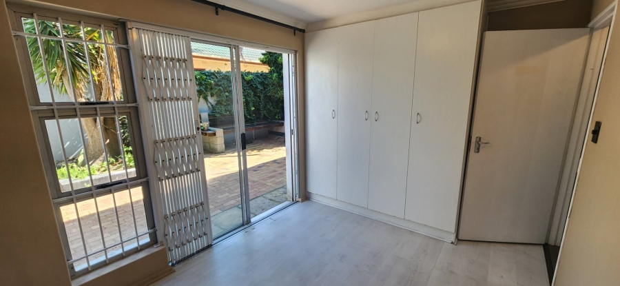 To Let 2 Bedroom Property for Rent in Table View Western Cape